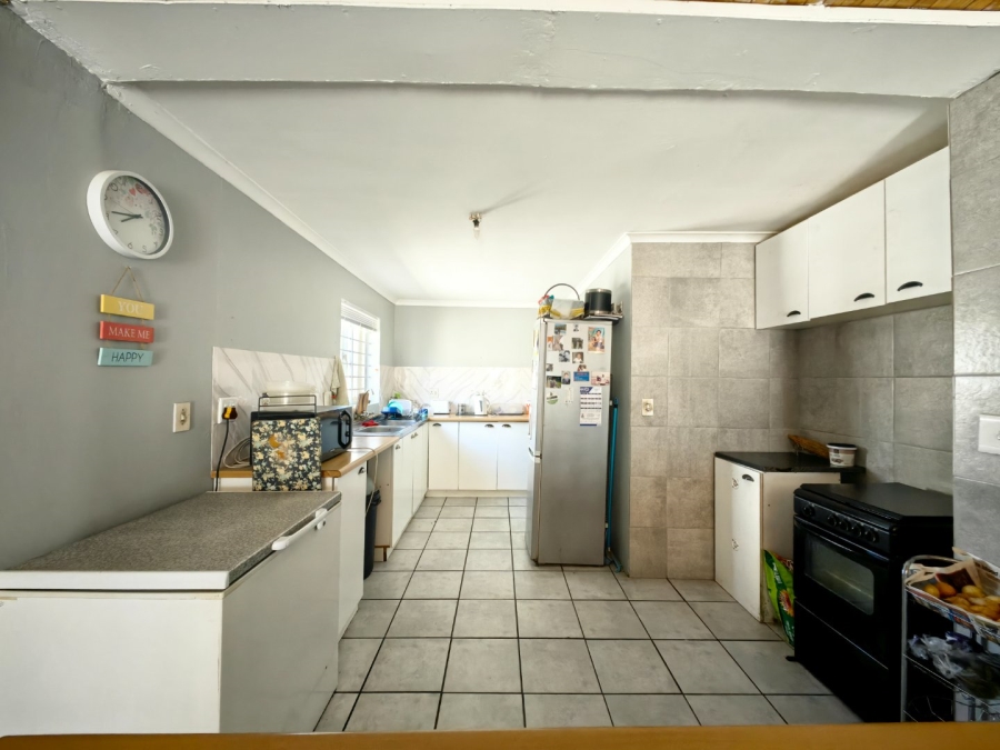 4 Bedroom Property for Sale in Richwood Western Cape